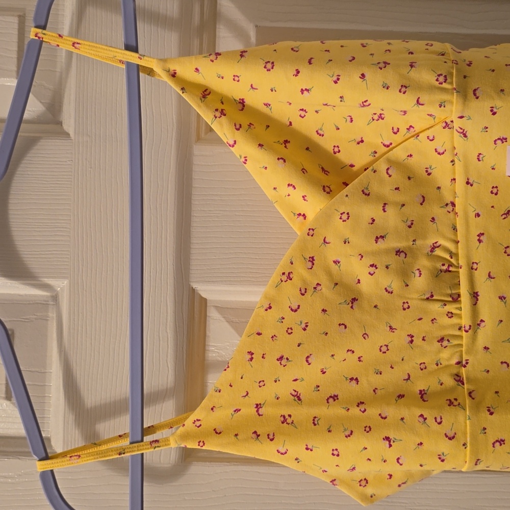 SO BRAND WOMENS WRAP FRONT YELLOW FLORAL CAMI WITH ADJUSTABLE STRAPS SIZE XXL